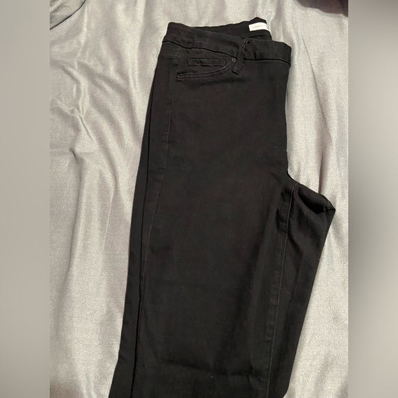 YMI Curvy Fit Ultra High Rise Skinny Jeans - Picture 3 of 4